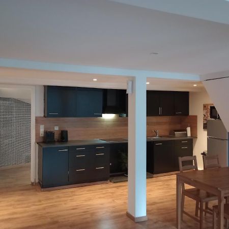 리에주 Charmant Duplex A 200M De La Cathedrale 아파트 외부 사진
